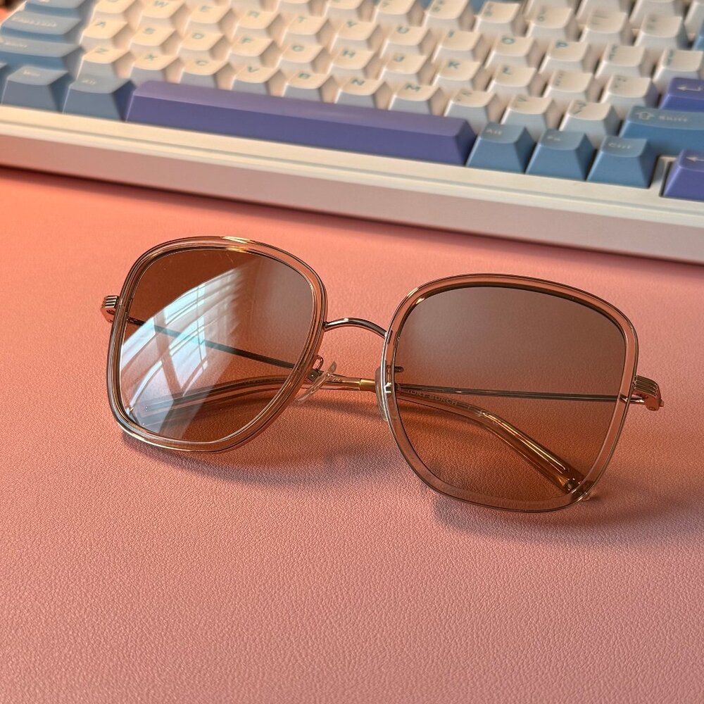 ✖️Sold✖️Tory Burch Women's Sunglasses TY6101